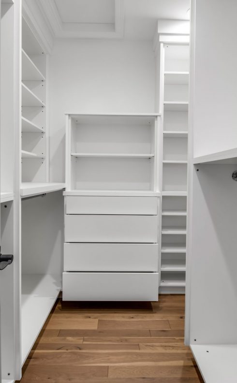 Monaco Closet